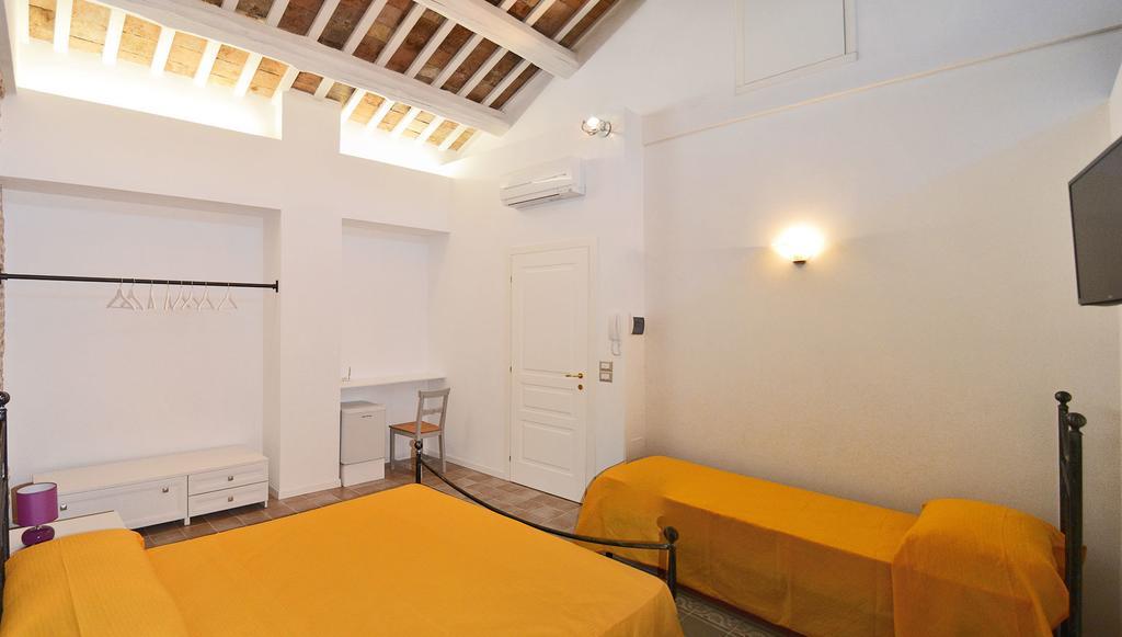 Bed and Breakfast In Piazzetta à Vasto Chambre photo