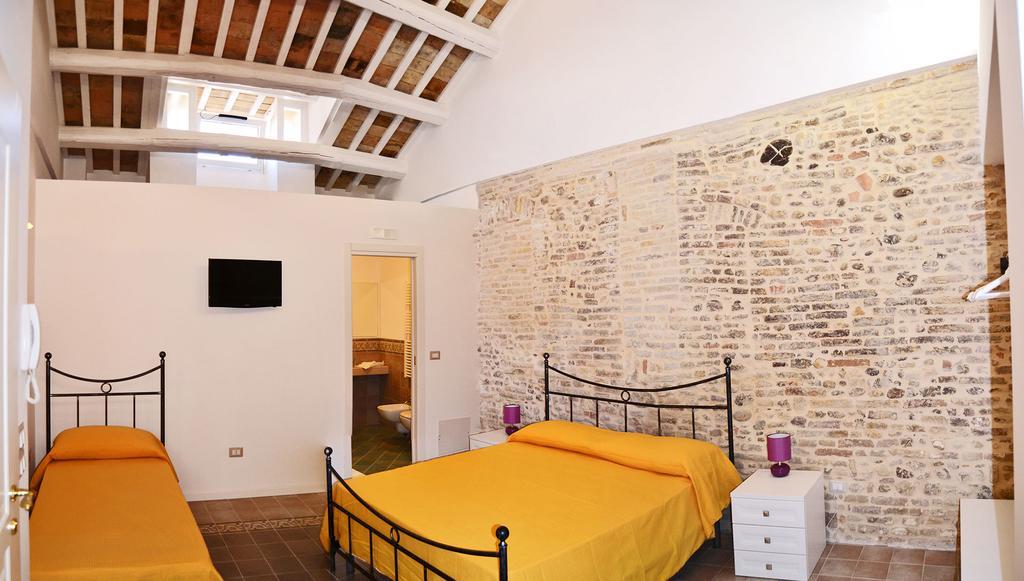 Bed and Breakfast In Piazzetta à Vasto Chambre photo